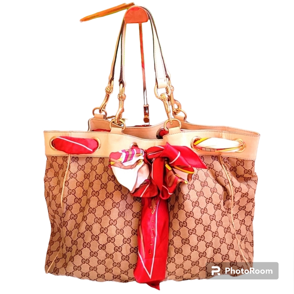 GUCCI GG canvas Shoulder tote